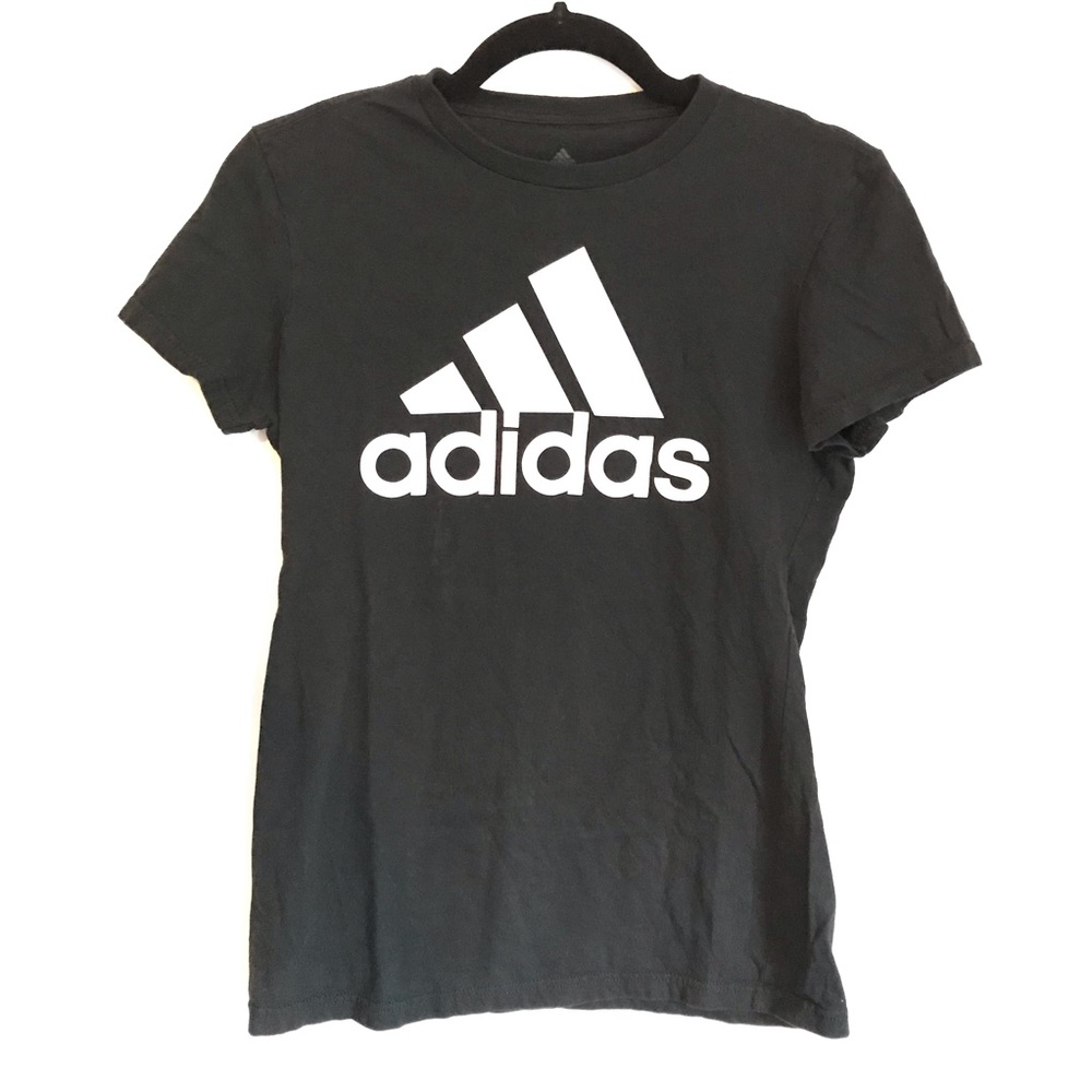 ADIDAS SHORT SLEEVE TEE SHIRT - Small